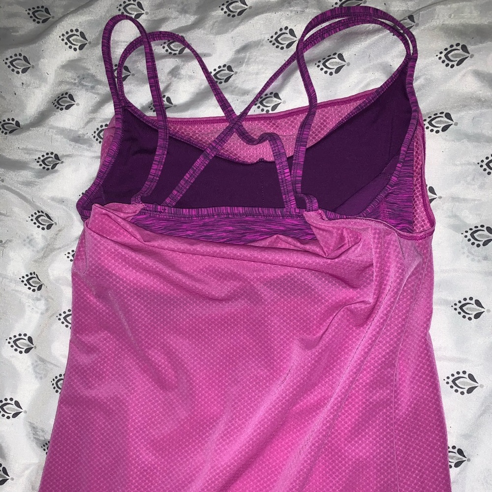Lucy’s shirt - Picture 2 of 3